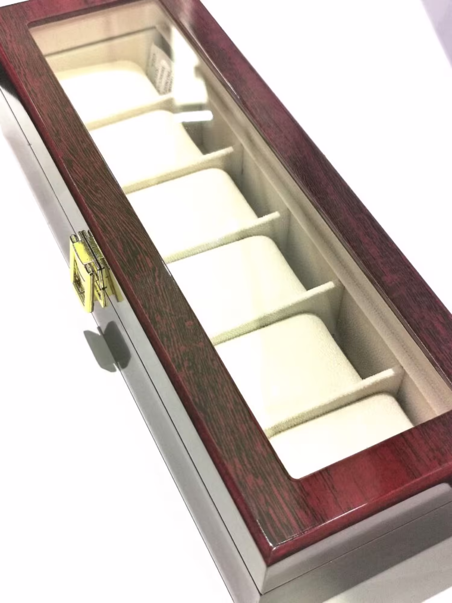 A multi-watch storage case