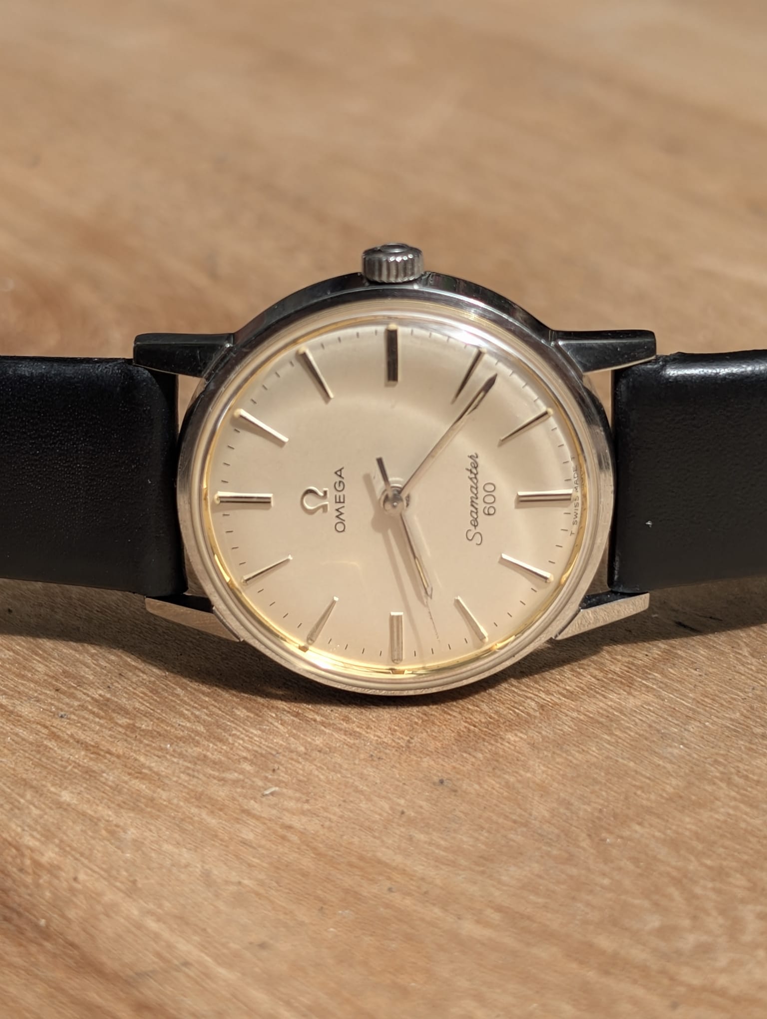 Vintage OMEGA Seamaster 600